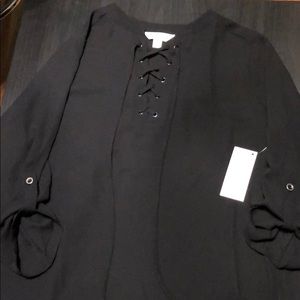 Decree favorite crewneck lace up